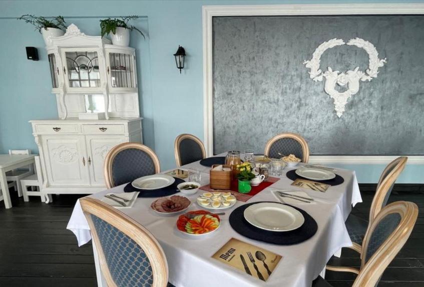 Basztogrod Bed & Breakfast Sanok Exterior photo