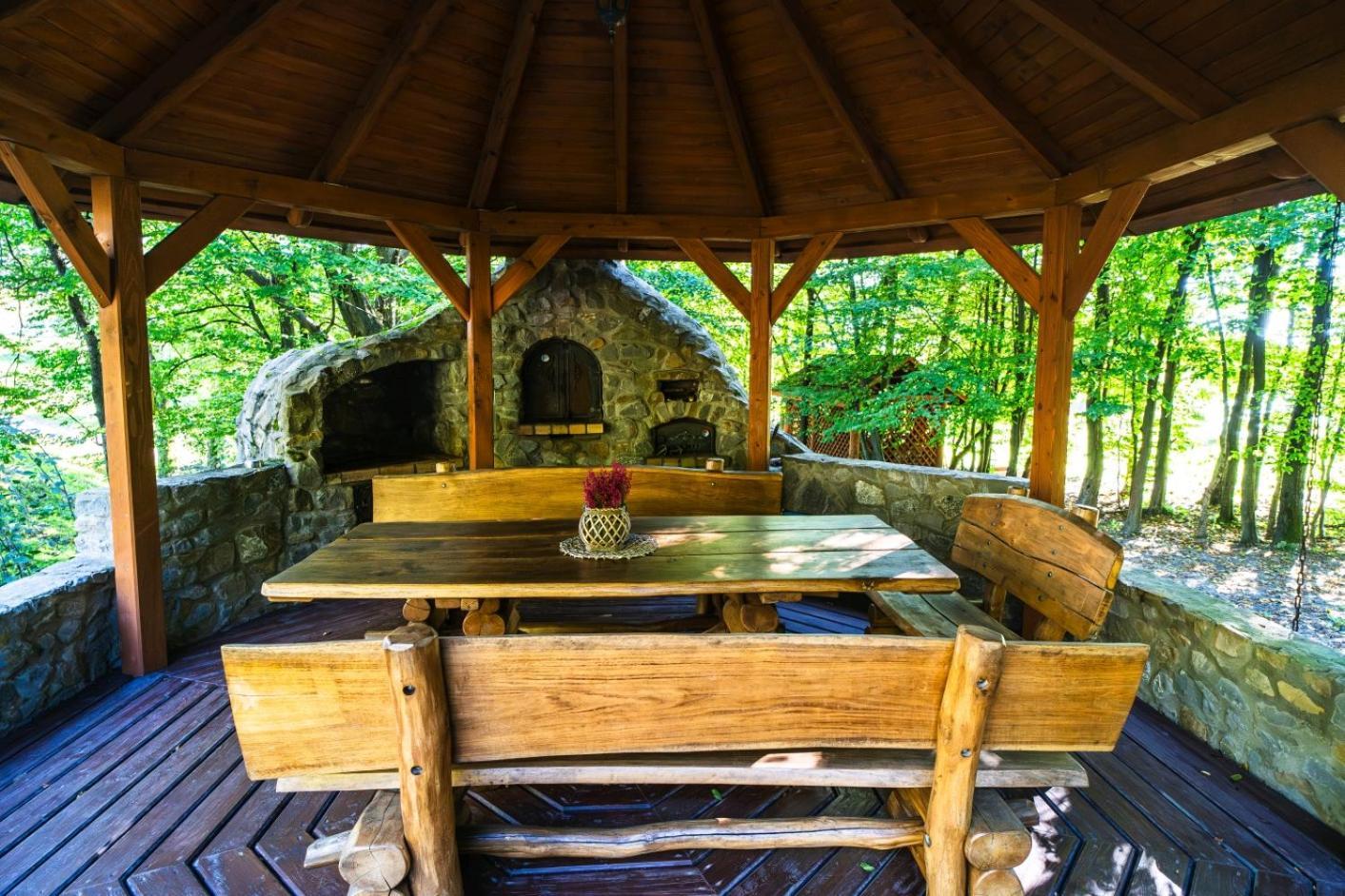 Basztogrod Bed & Breakfast Sanok Exterior photo